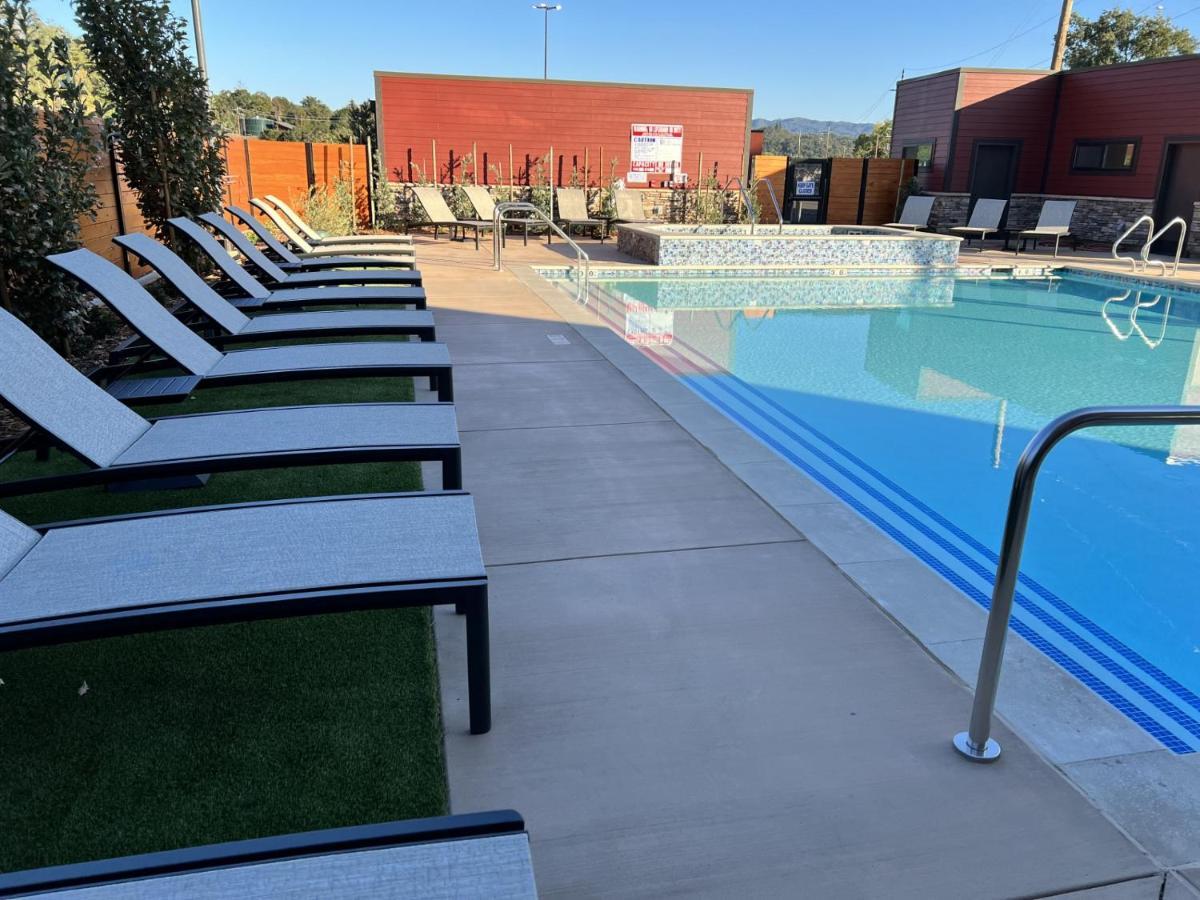 Wyndham Garden Redwood Valley - Ukiah エクステリア 写真