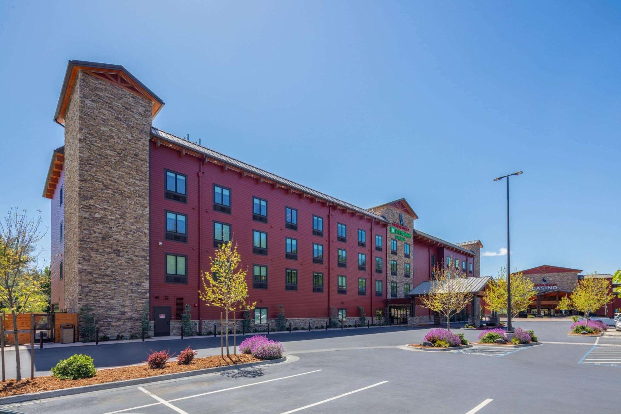 Wyndham Garden Redwood Valley - Ukiah エクステリア 写真