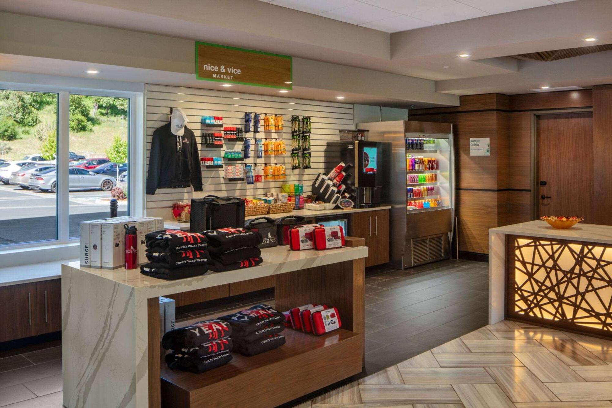 Wyndham Garden Redwood Valley - Ukiah エクステリア 写真